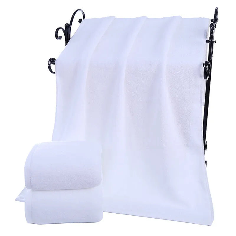 White cotton bath towel thickened water-absorbing 100 percent cotton hotel quality 21 strand yarn plain weave
