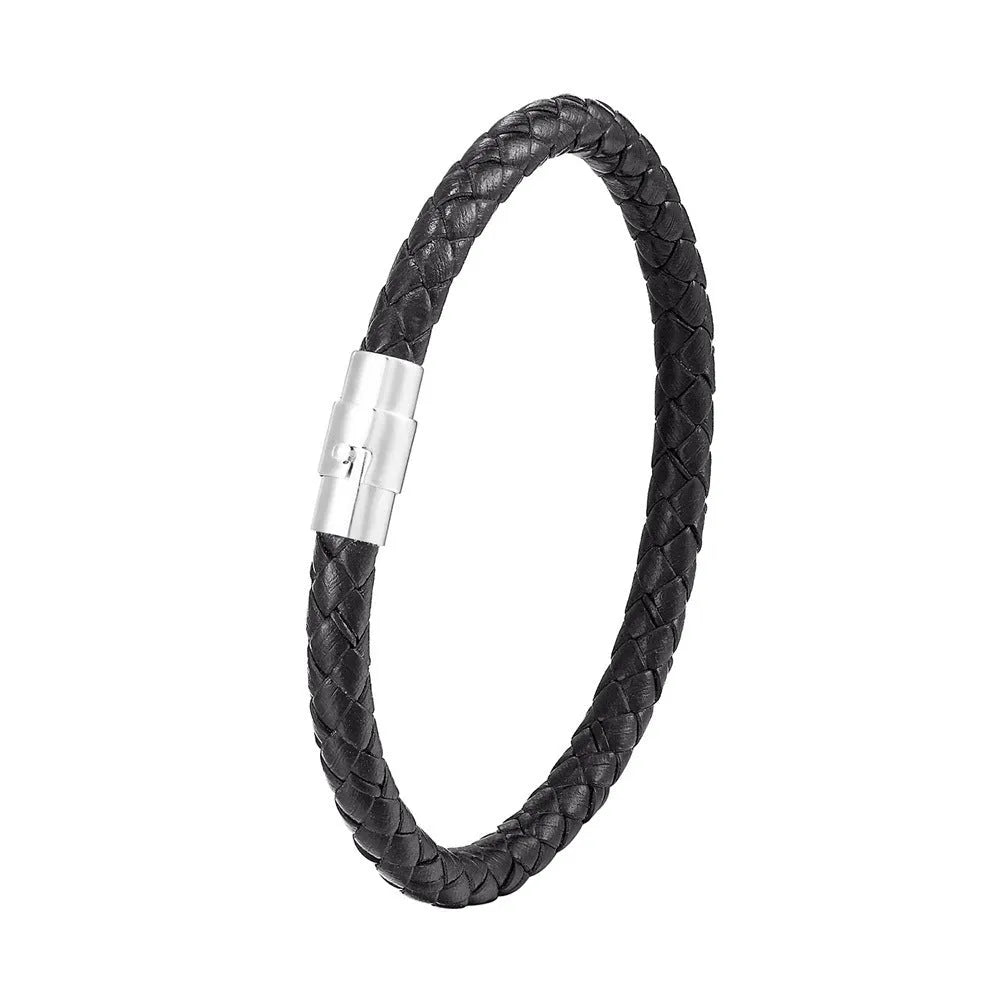 Titanium steel geometric bracelet with magnetic clasp in unisex boyfriend style