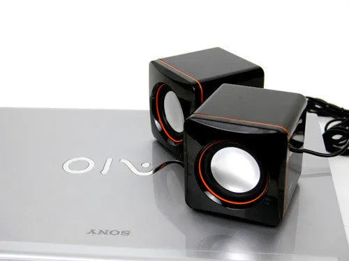 Small black square USB speaker for 700B model computer desktop