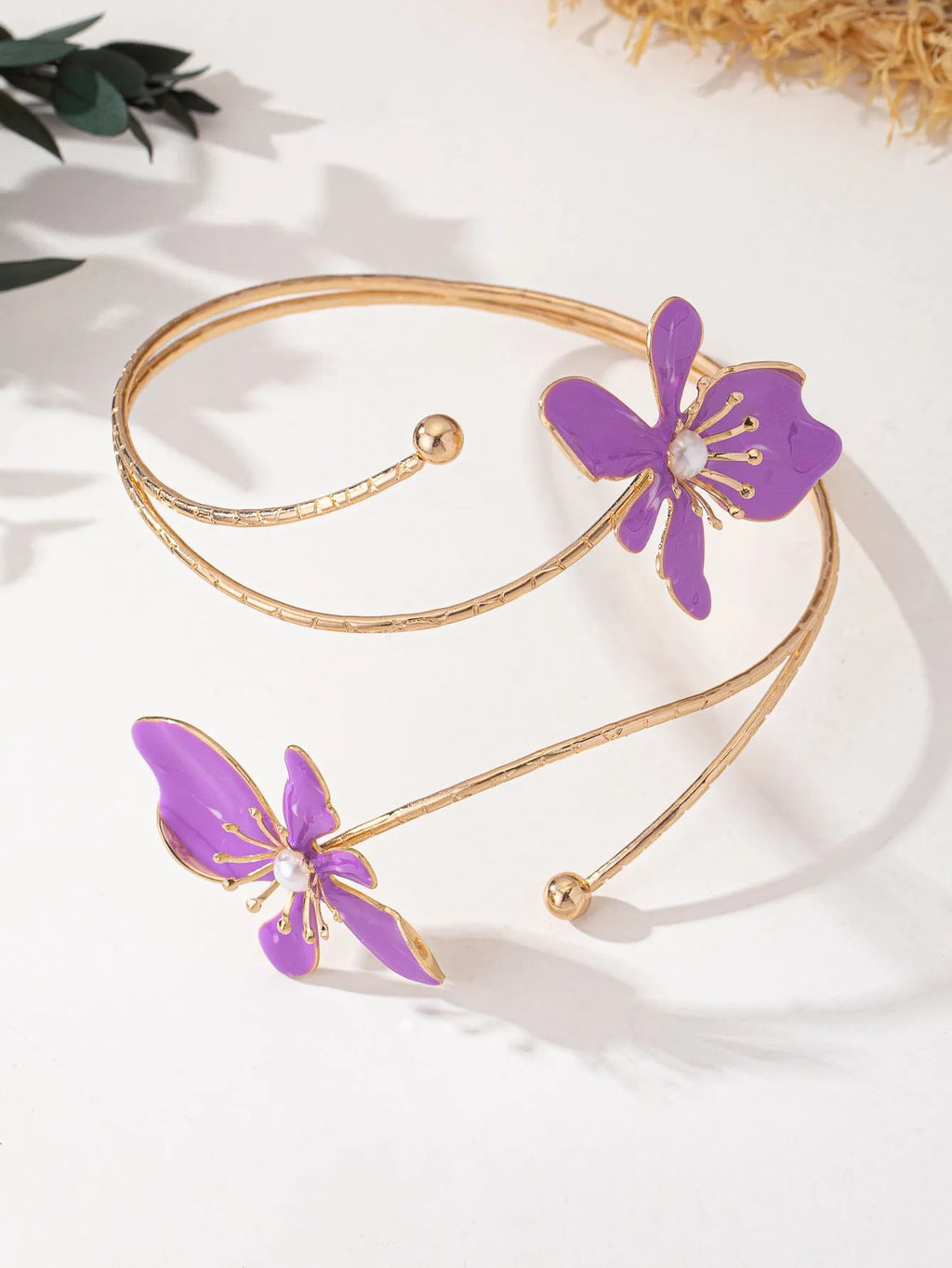 Adjustable hollow pattern alloy armband bracelet in pink or purple colour options