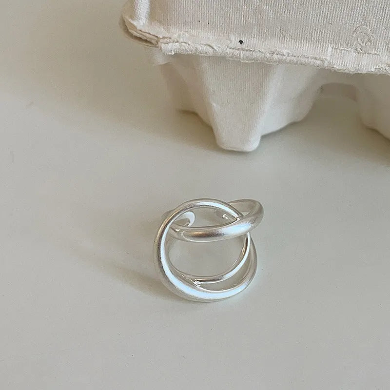 Three-dimensional interlaced matte metal geometric open ring in gold and silver plating options
