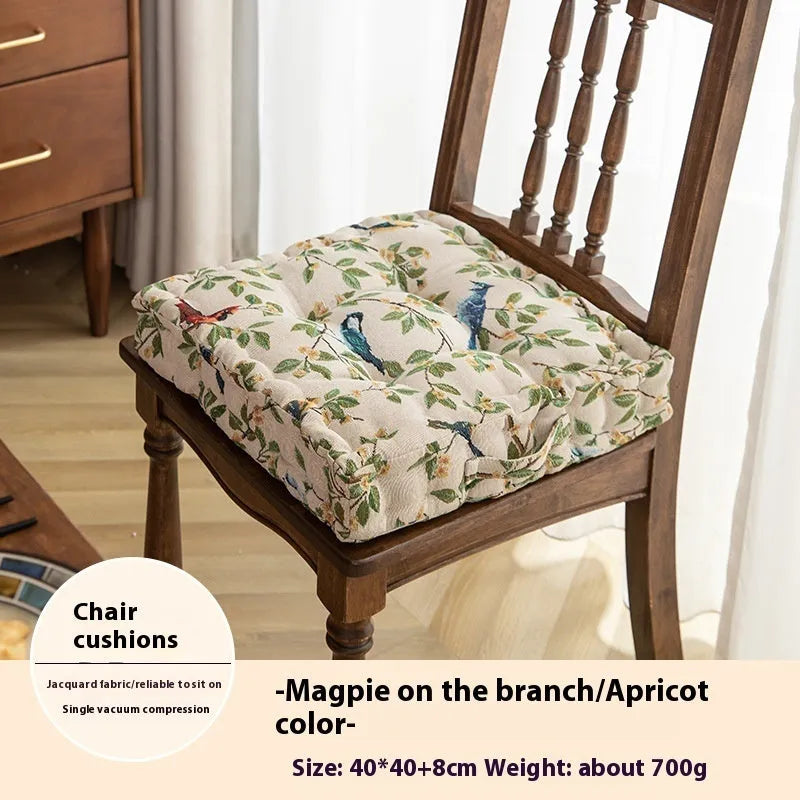 American style dining chair cushion showing 40×40×8cm dimensions with thick PP cotton filling