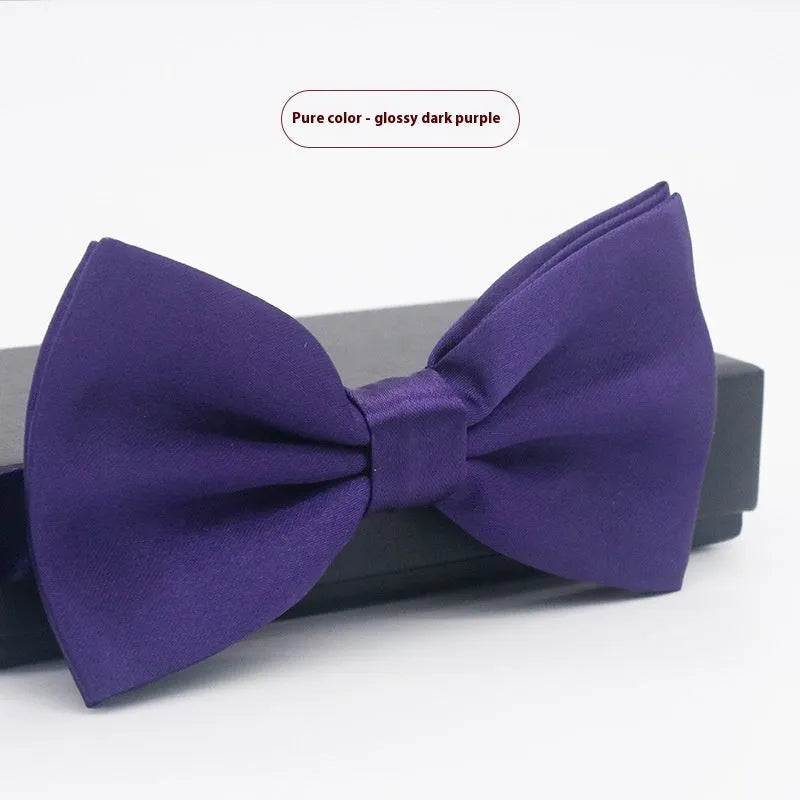 Flat head style bow tie in small plaid pattern measuring 12x6cm for formal wedding and business wear