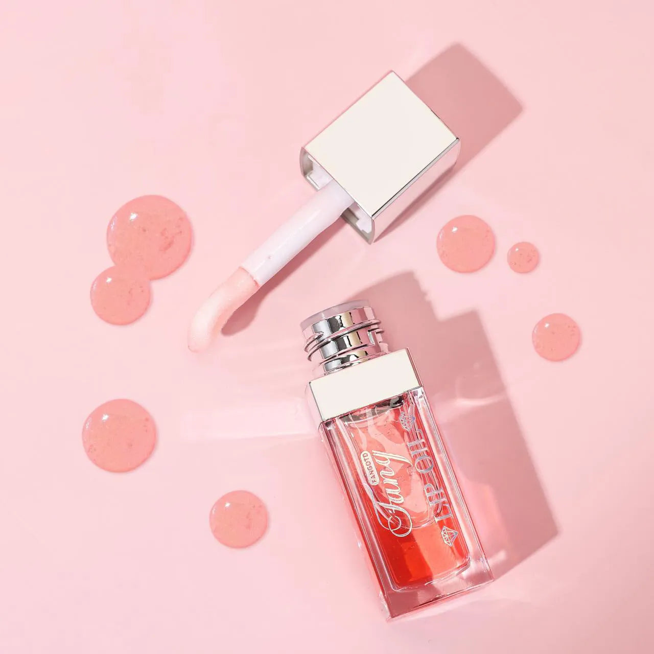 Bright Lip Gloss Mint Lipstick in five colour shades with included lip essence oil.