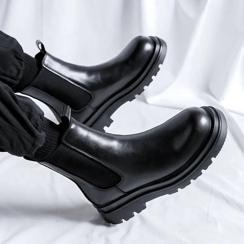 Chelsea men's high-top smoke pipe Martin boots in imitation leather with rubber sole and sewing thread detail