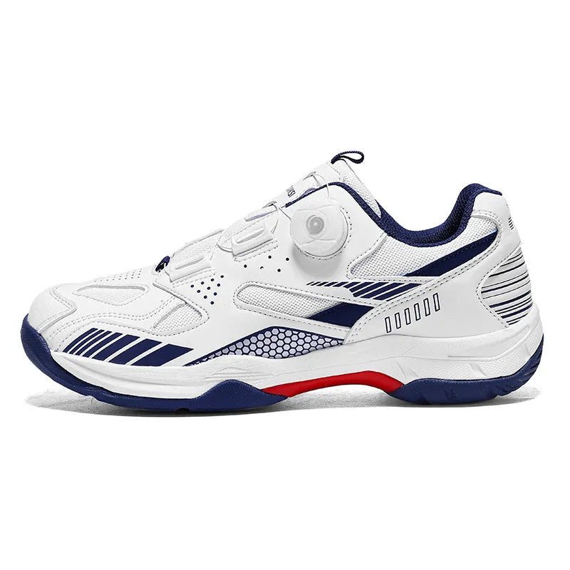 Casual unisex sneakers with round toe and flat heel in multiple colour options