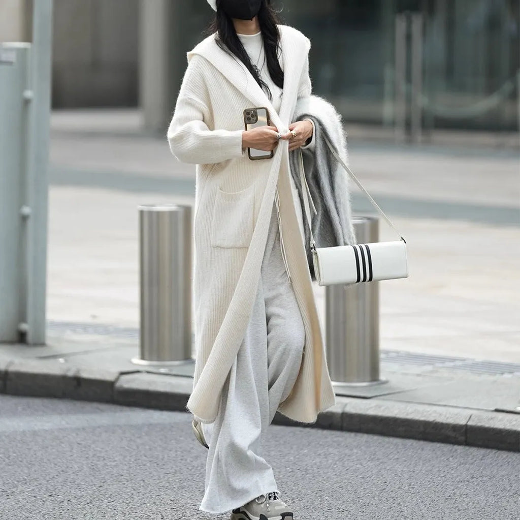 Long knitted cardigan for women with hood, thick wool blend fabric in solid colour, loose trench coat style