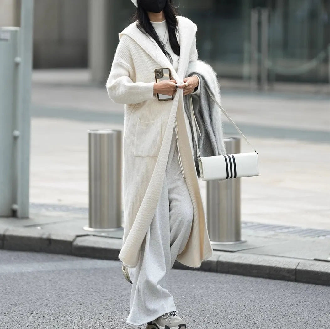 Long knitted cardigan for women with hood, thick wool blend fabric in solid colour, loose trench coat style