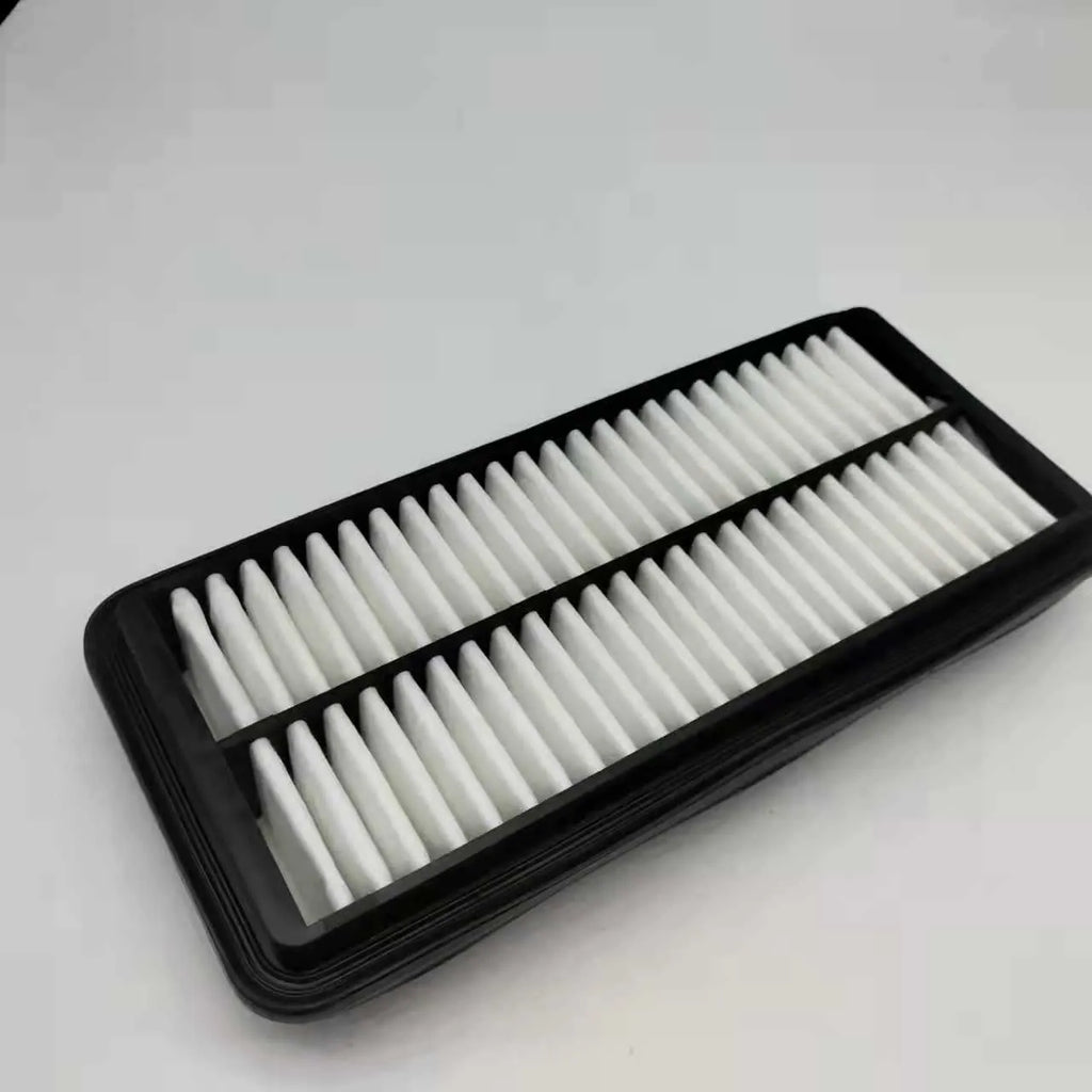 Black car air filter for Hyundai vehicles measuring 256mm x 113mm x 40mm