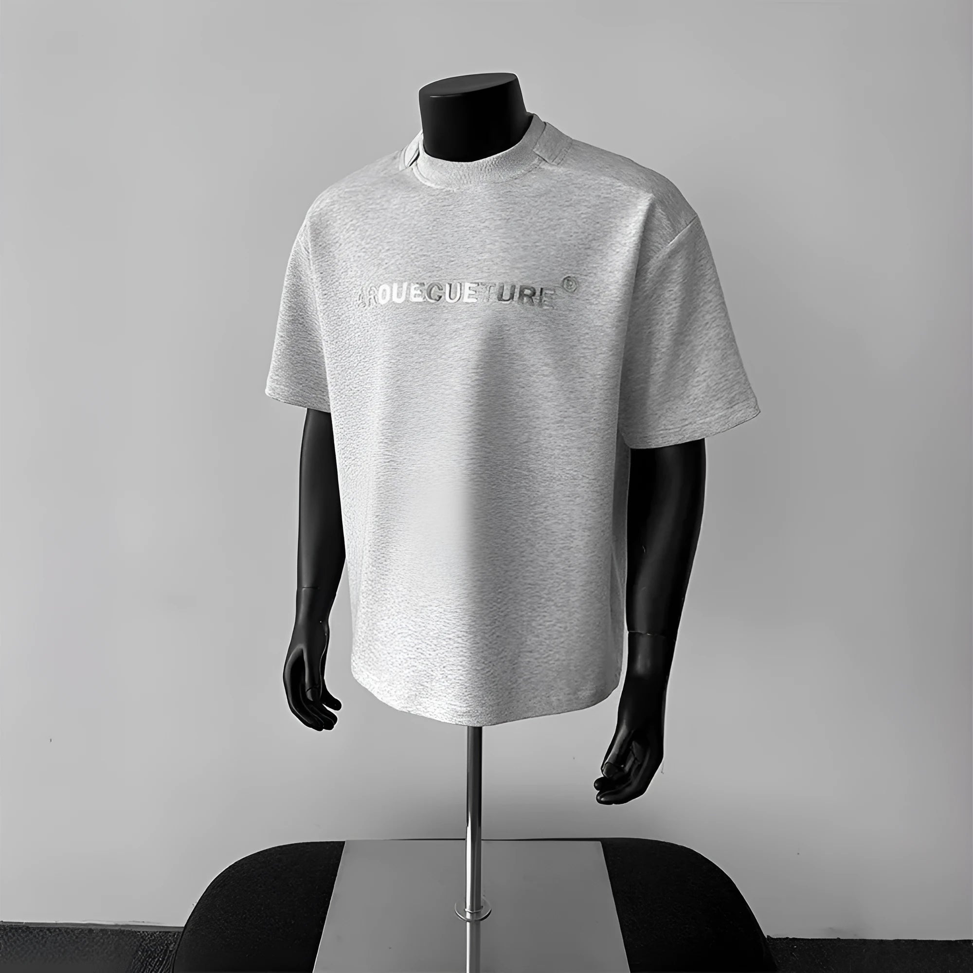 Men's loose fit cotton short sleeve t-shirt with letter pattern in light grey colour