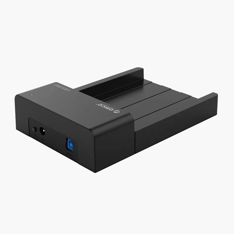 Black 2.5 inch SATA hard drive enclosure with USB cable for external storage conversion