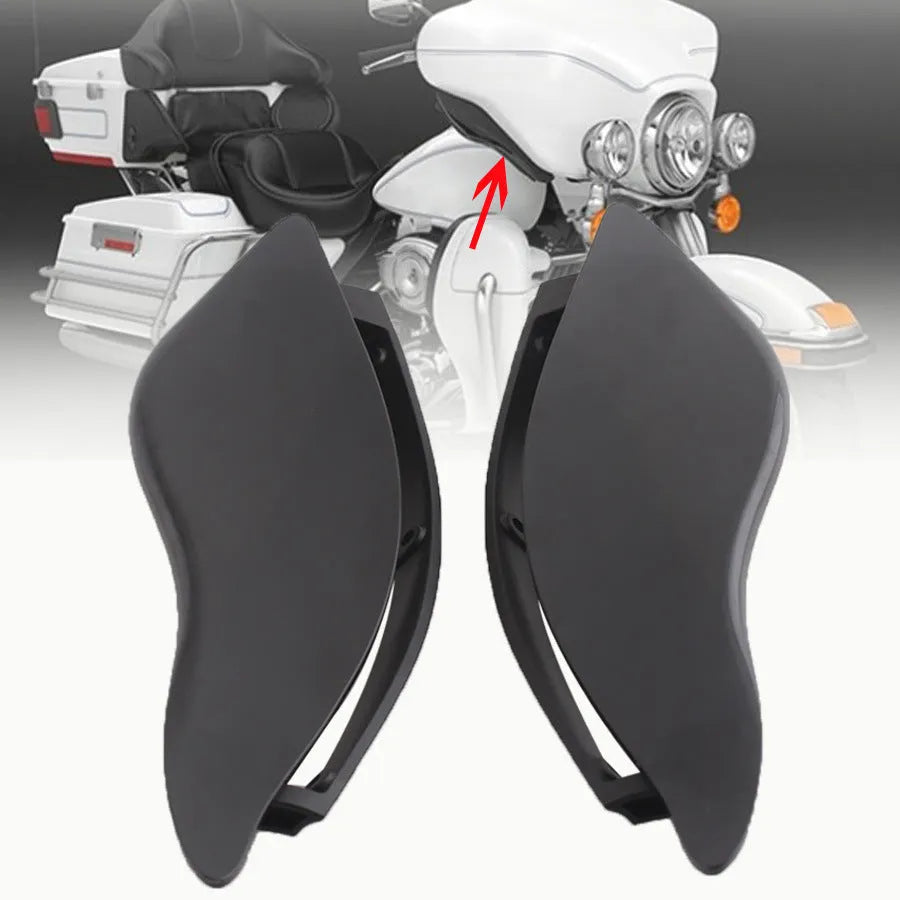 Harley Davidson trike windshield side wing kit in smoked or black ABS plastic