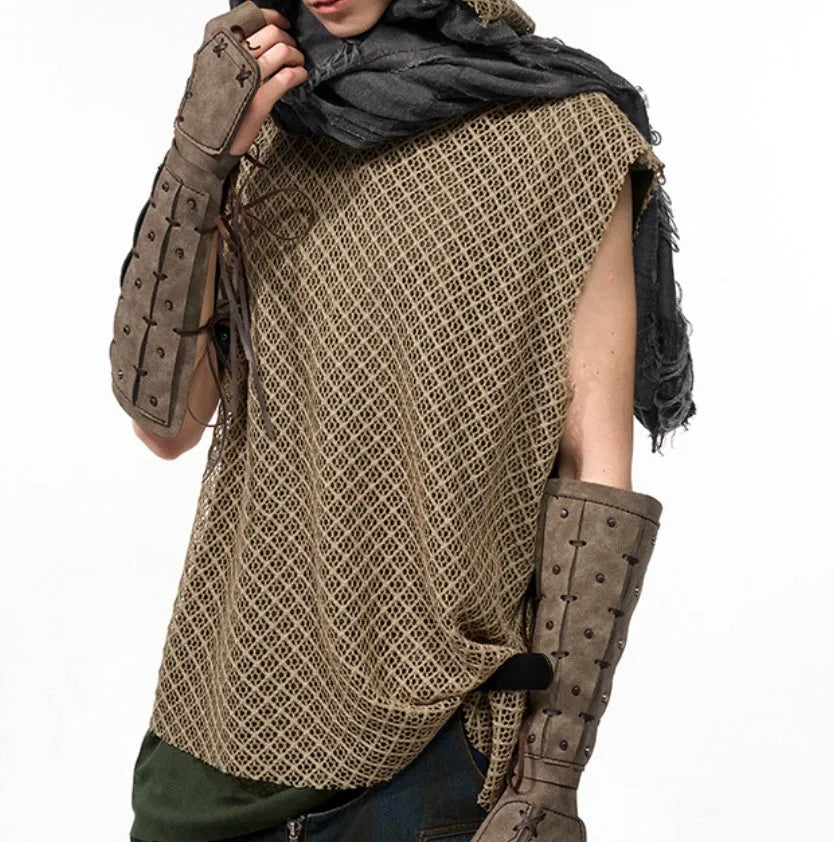 Niche Real Two Pieces checkered hollow pullover hooded vest in black side view