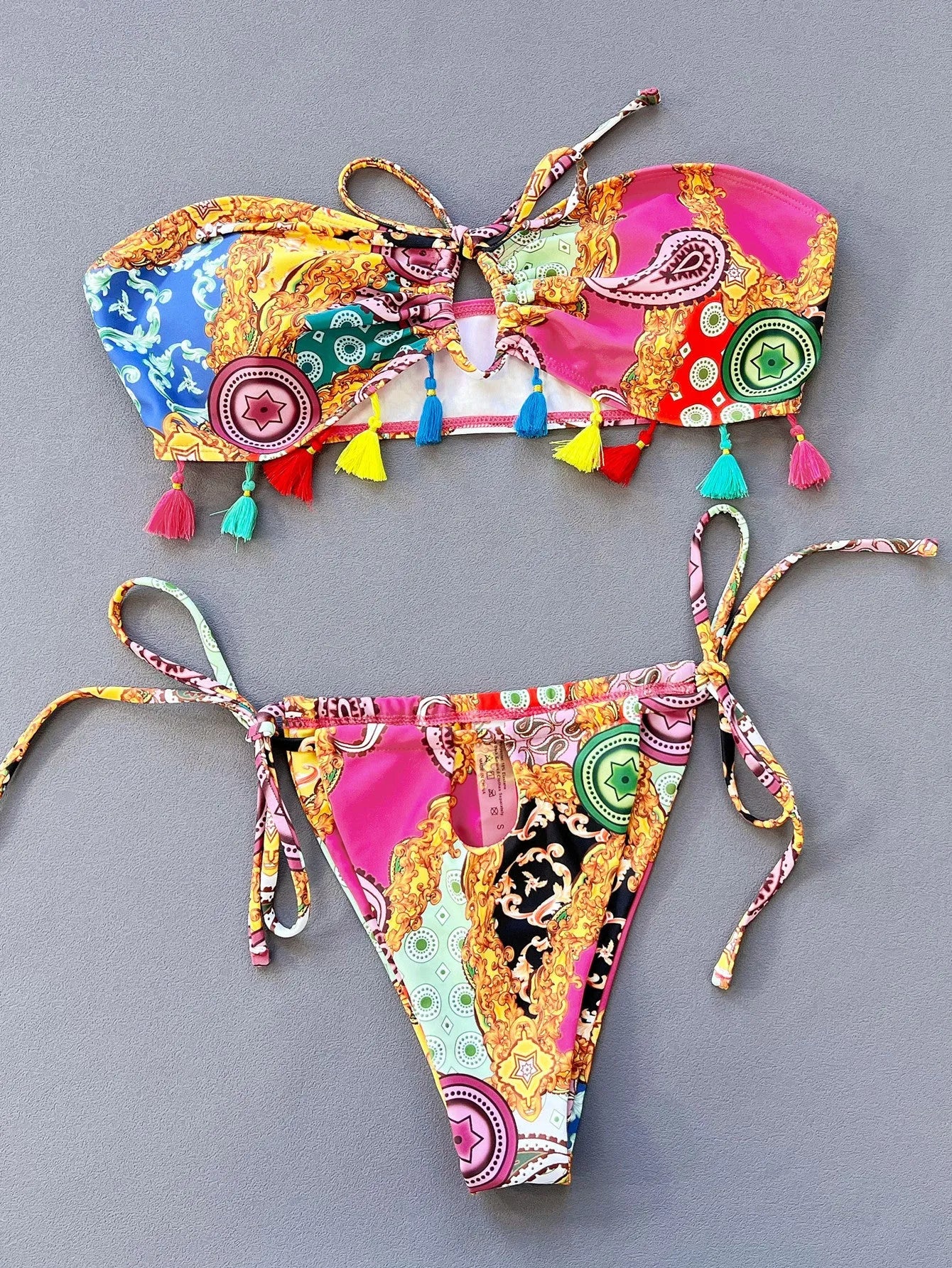 Women's printed polyester bikini set with tube top and briefs for swimming