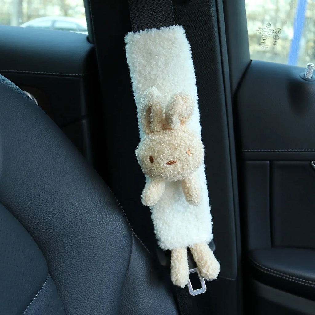 Cartoon plush car seat belt shoulder protector with lamb wool cover in bear design