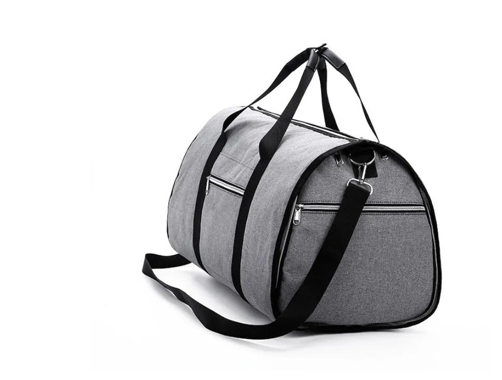 Cylinder-shaped travel bag in Oxford cloth with a zipper opening, shown in one of four colour options.