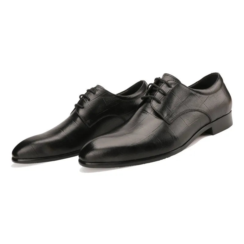 Men's black leather Derby shoes with pointed toe and rubber soles for business wear