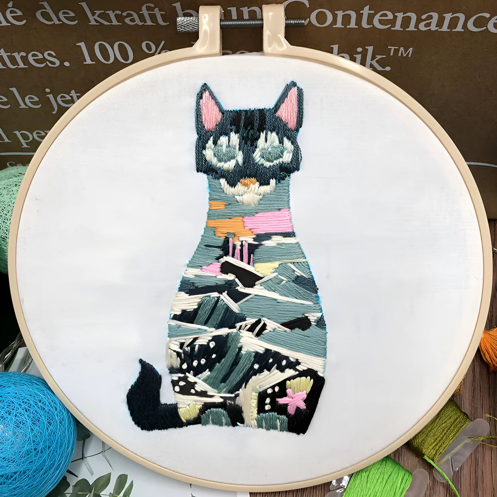 DIY embroidery kit with three-dimensional cat design on cotton fabric with embroidery frame