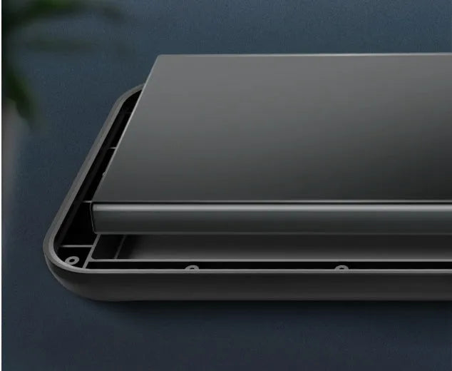 Black wireless back clip battery for iPhone 12 with ultra-thin TPU soft bag design