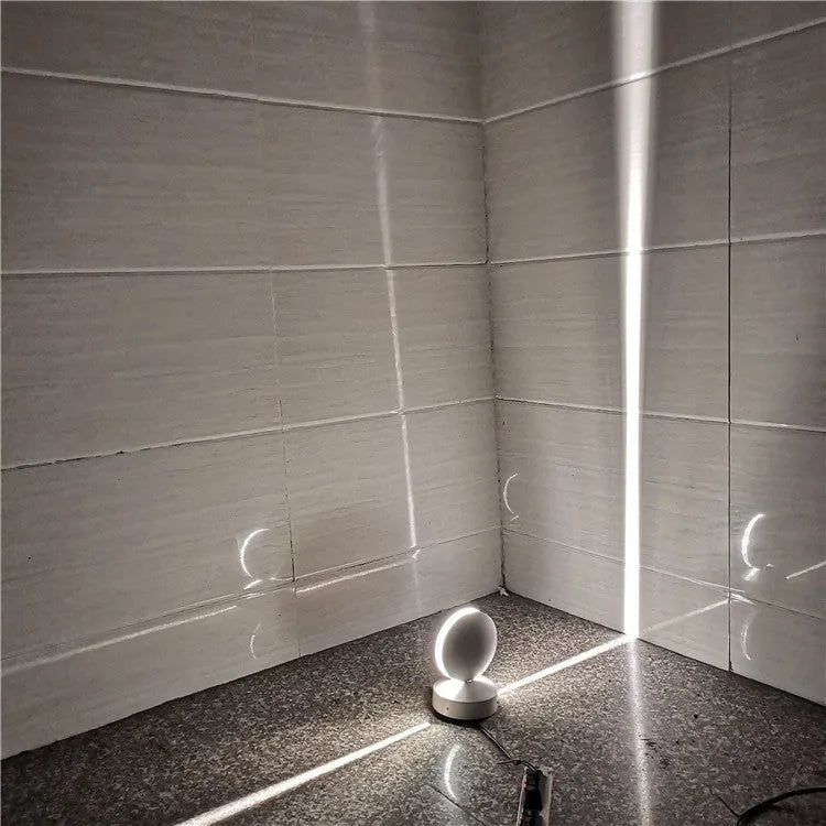 Modern aluminium bar-style wall spotlight with glass lens for multi-colour LED accent lighting.