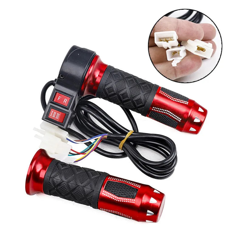 Three-wheel electric vehicle accelerator refuelling transfer handle with three-speed rotating control