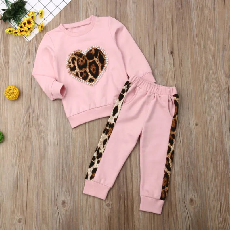 Pink cotton print sweatshirt two-piece loungewear set on model