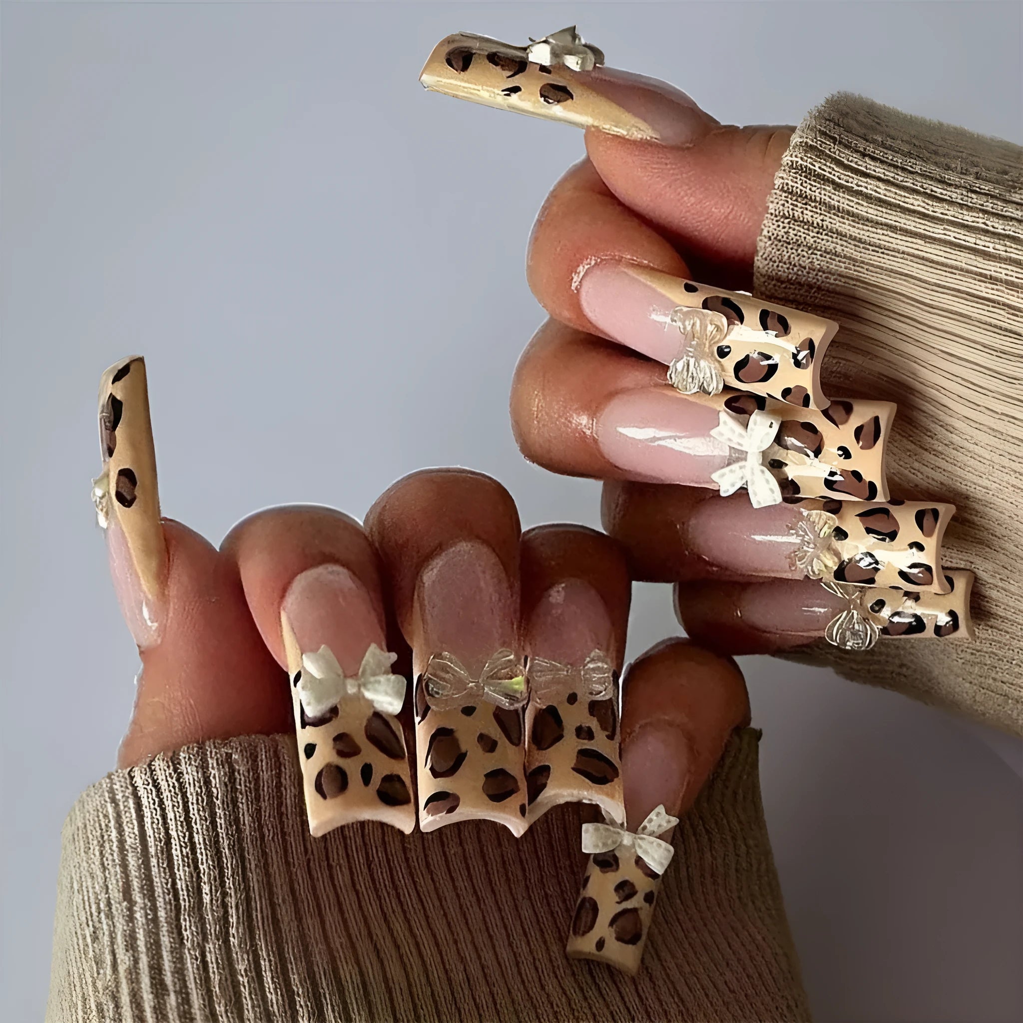 Leopard print butterfly nail art decals kit in plastic with WM296 colour for ladies manicure