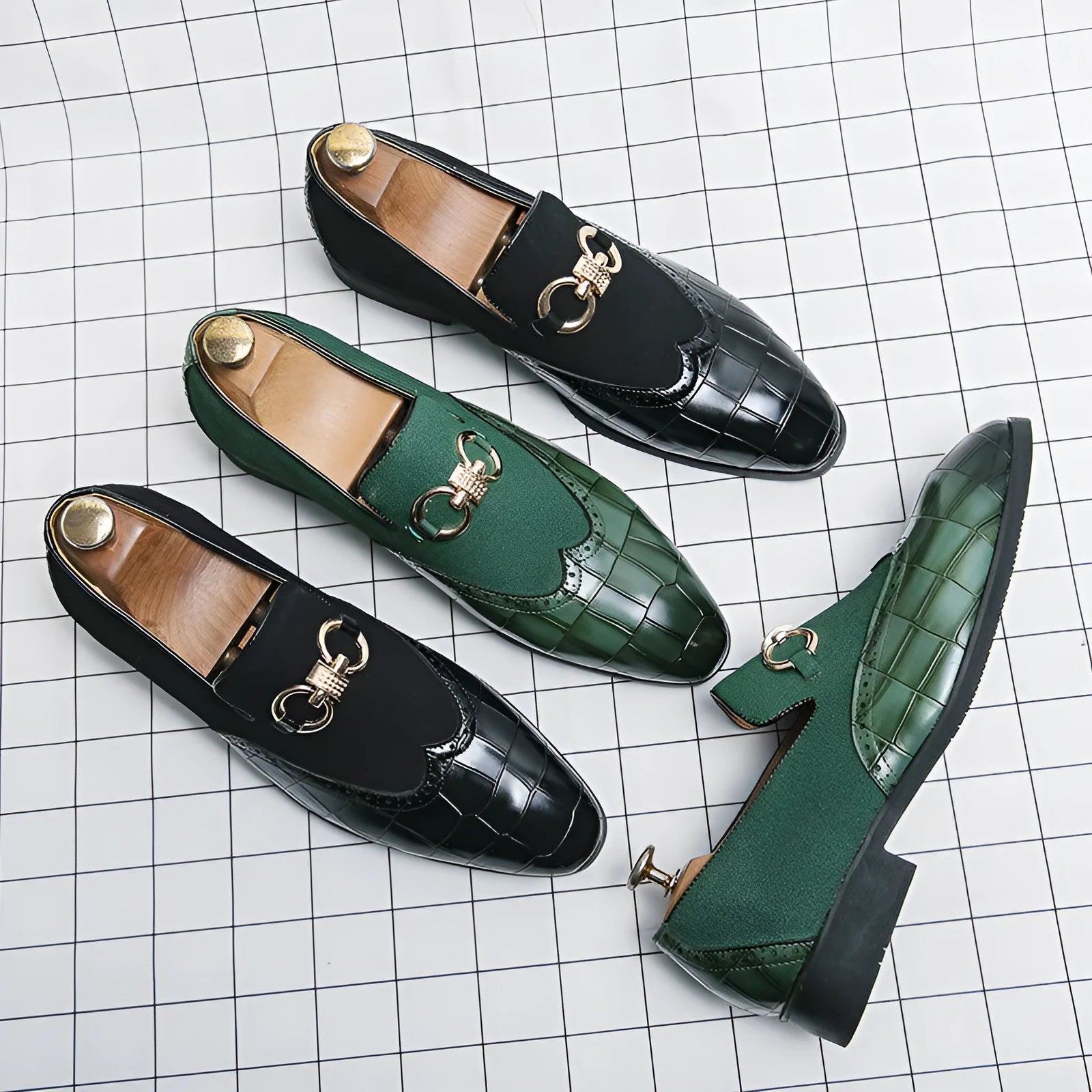 Men's pointed toe casual shoes in artificial PU leather with rubber sole, Korean style design