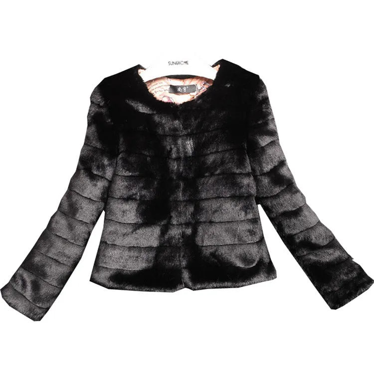 Women's faux fur short top in beige colour with regular sleeves and 40cm length