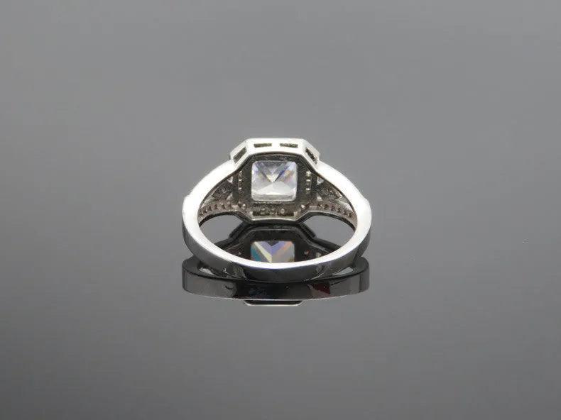 Women's geometric zircon ring with hollow quadrilateral design in platinum colour