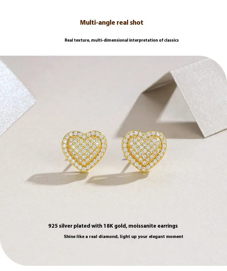 Gold-coloured heart-shaped moissanite stud earrings on S925 silver posts