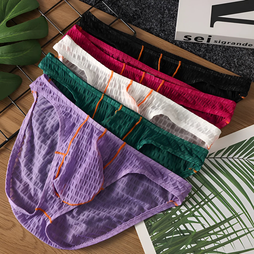 Men's low waist briefs in solid colour with ice silk fabric and lace trim details