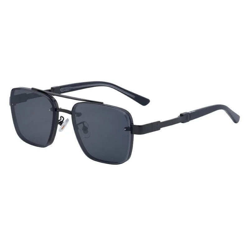 Men's vintage sunglasses with UV400 lenses in a gold gradient blue colourway on a PC frame.