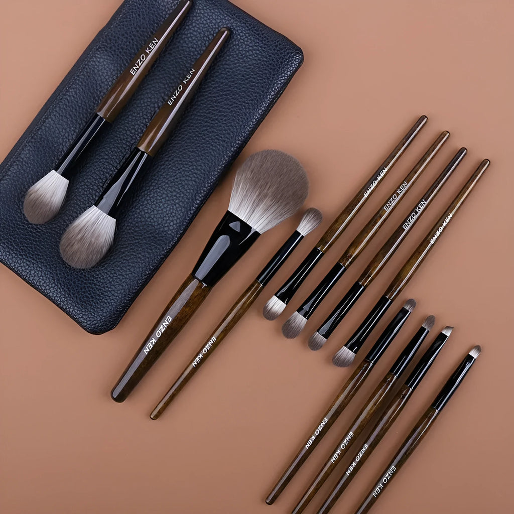 12-piece makeup brush set with artificial fibre bristles and wooden handles in PU storage bag