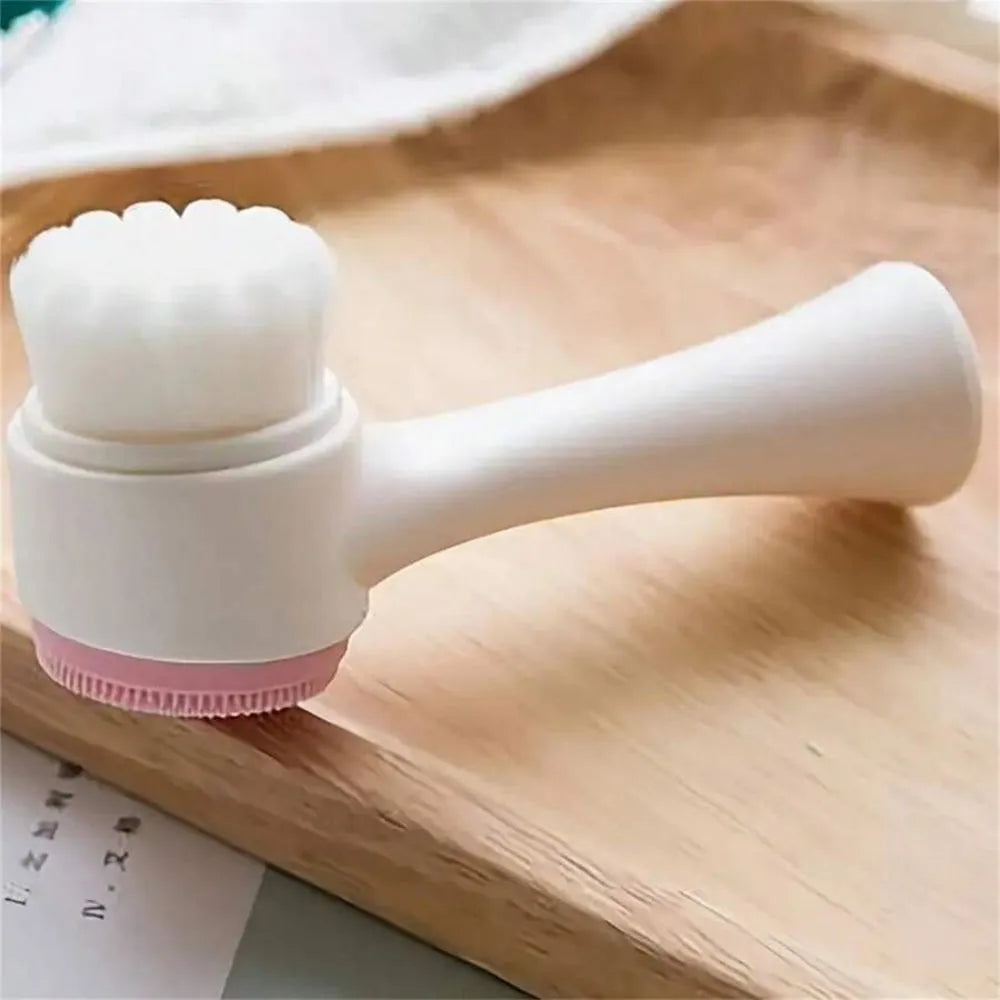 Blue nylon pet paw brush for dog and cat grooming measuring 13.5cm with soft bristles