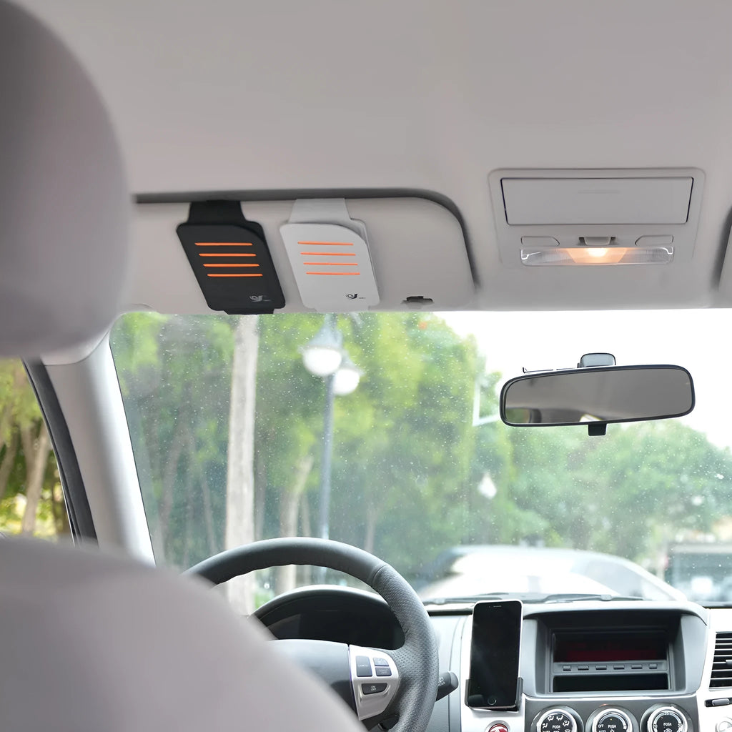 Car sun visor shading panel set showing four rigid panels and a vehicle-mounted storage bag in grey or black