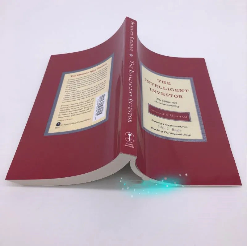 Hardback book The Intelligent Investor by Benjamin Graham with Jason Zweig commentary