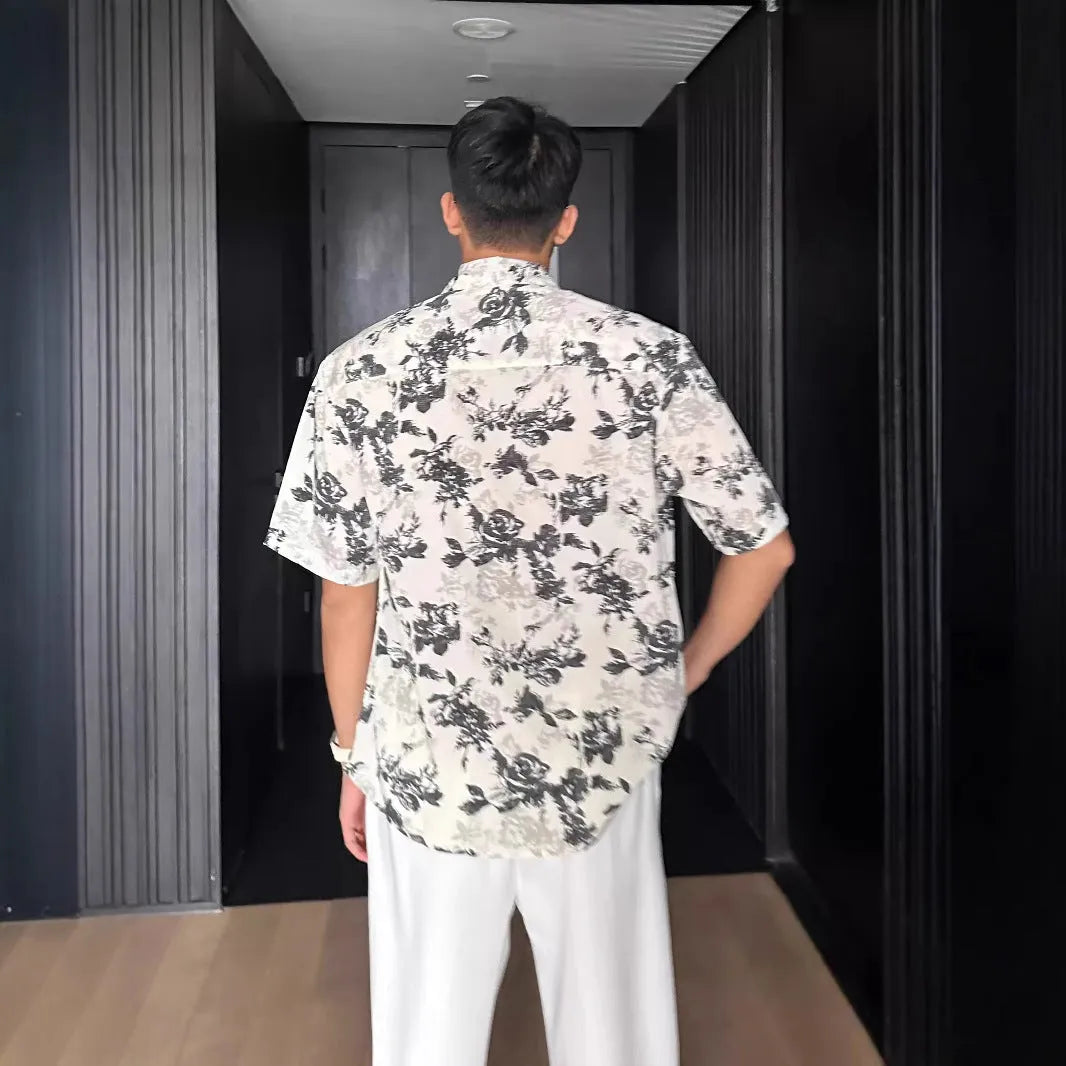 Women's loose casual short sleeve printed shirt with floral pattern in black or white colours