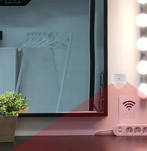 White infrared body sensor with ZigBee 3.0 wireless connectivity for home security