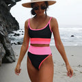Women's solid colour quick-drying swimwear set with top and shorts for swimming