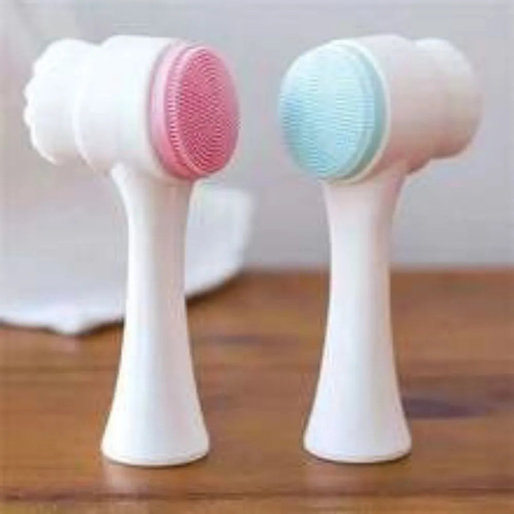 Blue nylon pet paw brush for dog and cat grooming measuring 13.5cm with soft bristles