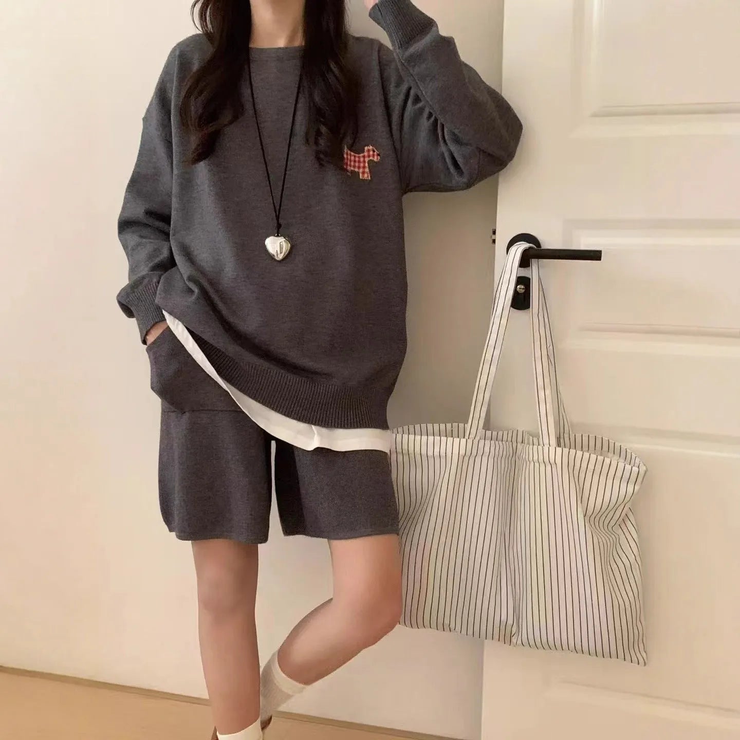 Women's casual knitted sweater shorts suit with animal embroidery in milk blue, Japanese Korean style two-piece set