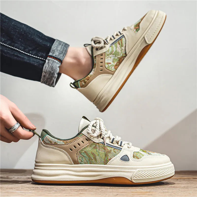 Men's canvas casual shoes in Milan green with flat heel and round toe