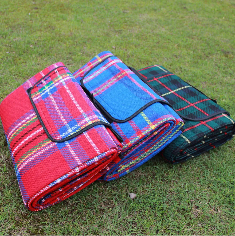 Blue picnic mat 150x200cm fine cashmere and waterproof three-layer composite for outdoor use