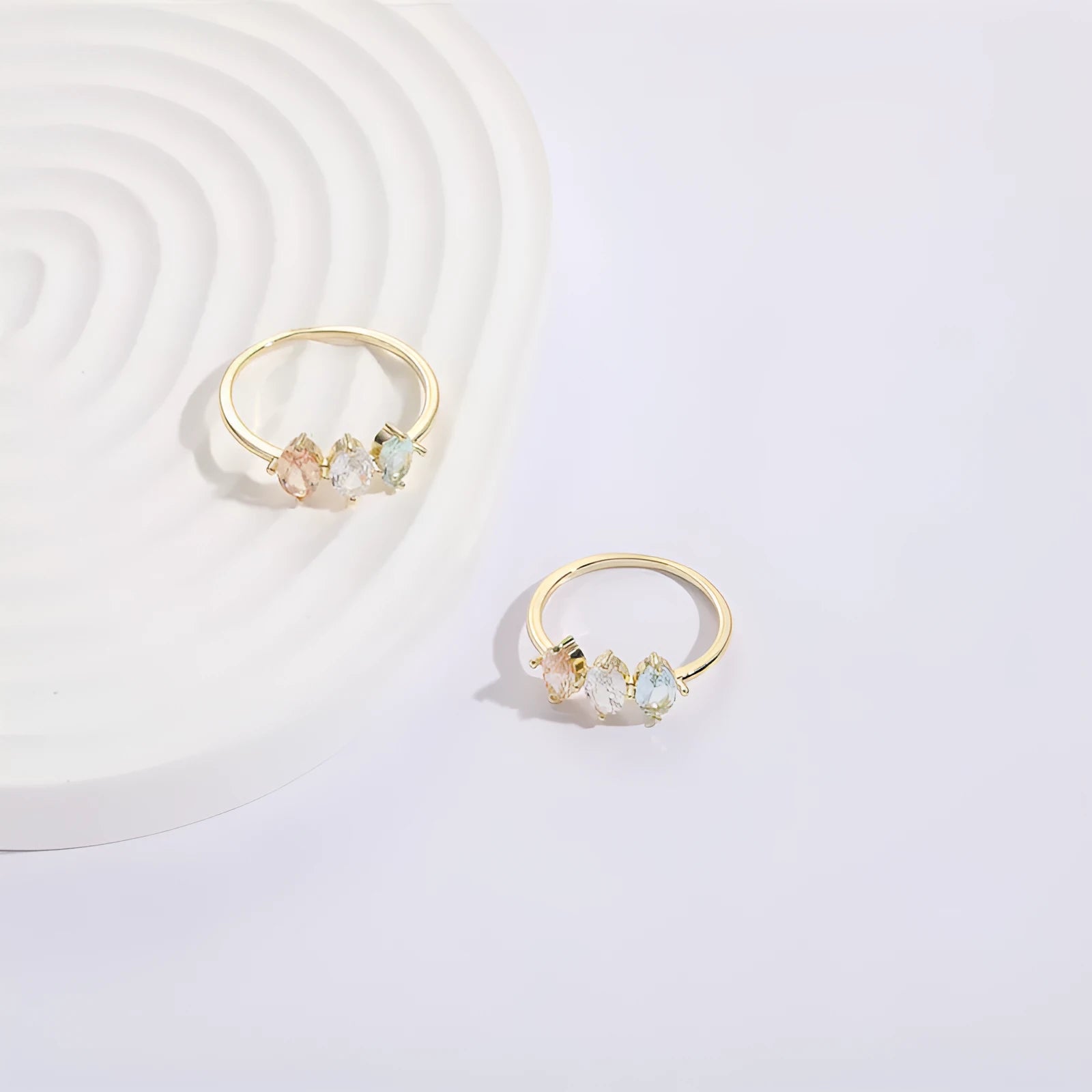 Mother's Day birthstone horse eye tricolour zircon ring with geometric triangle design in 14k gold colour