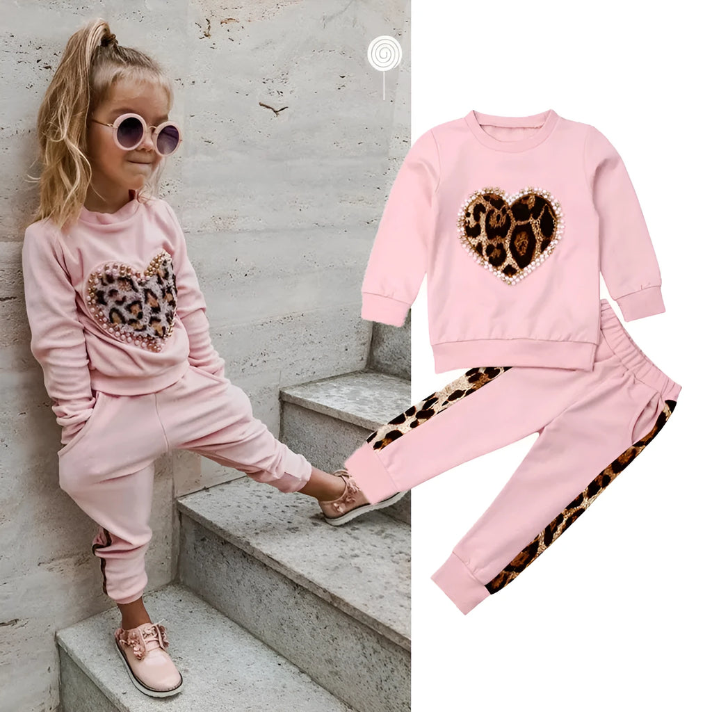 Pink cotton print sweatshirt two-piece loungewear set on model