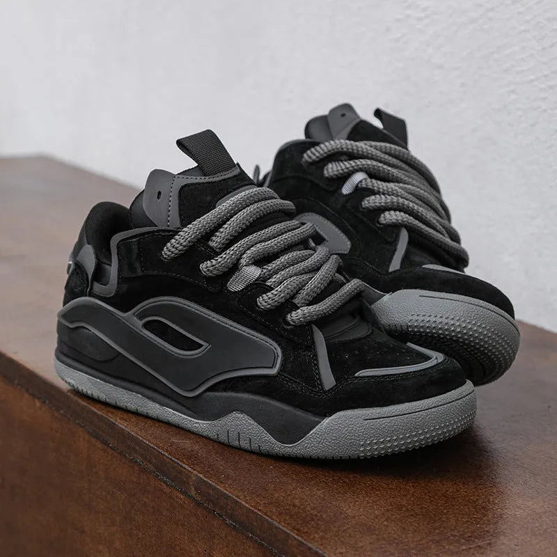 Niche couple heightened sneakers in black with low heel and front lace-up design