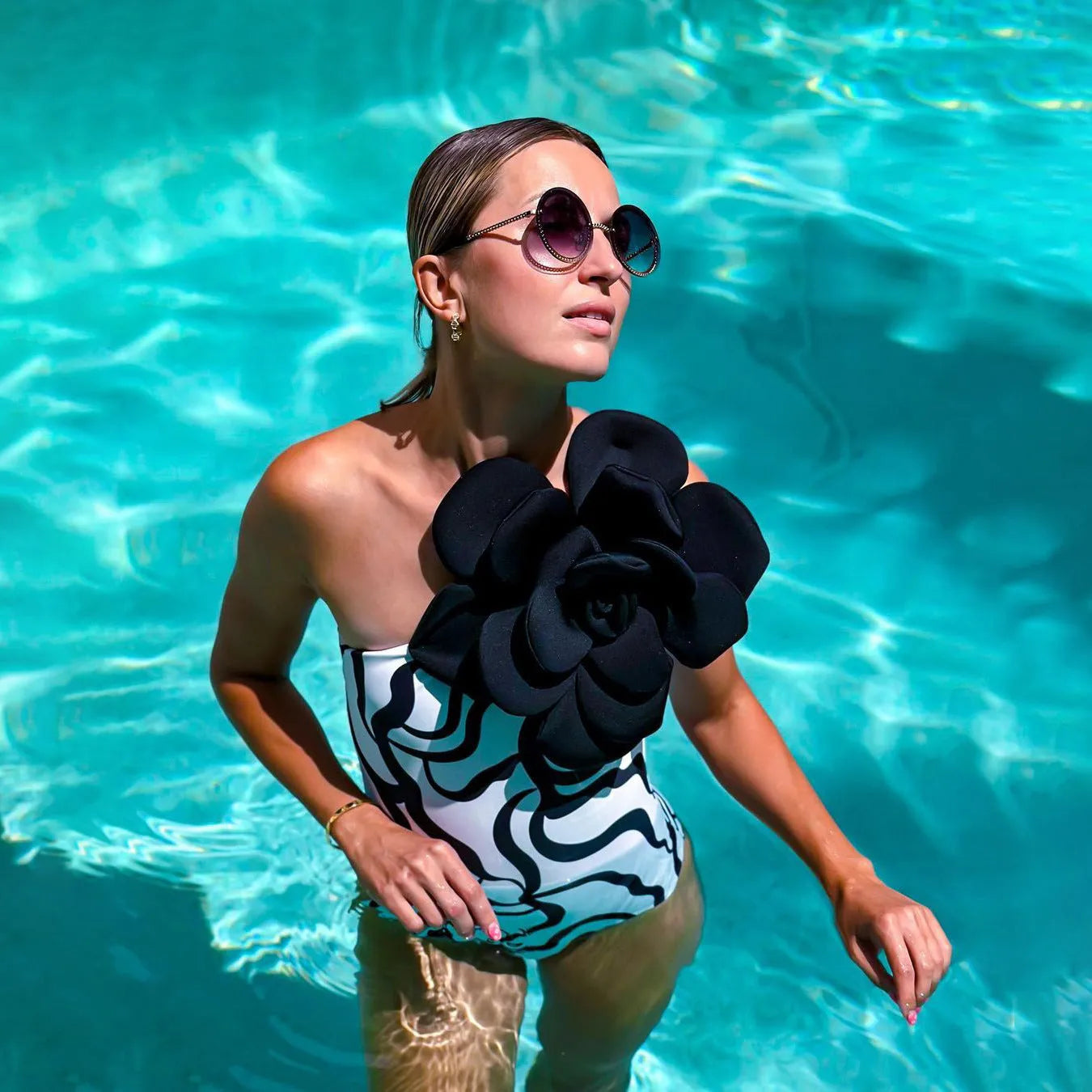 Women's one-piece swimsuit with three-dimensional flower prints in European American style