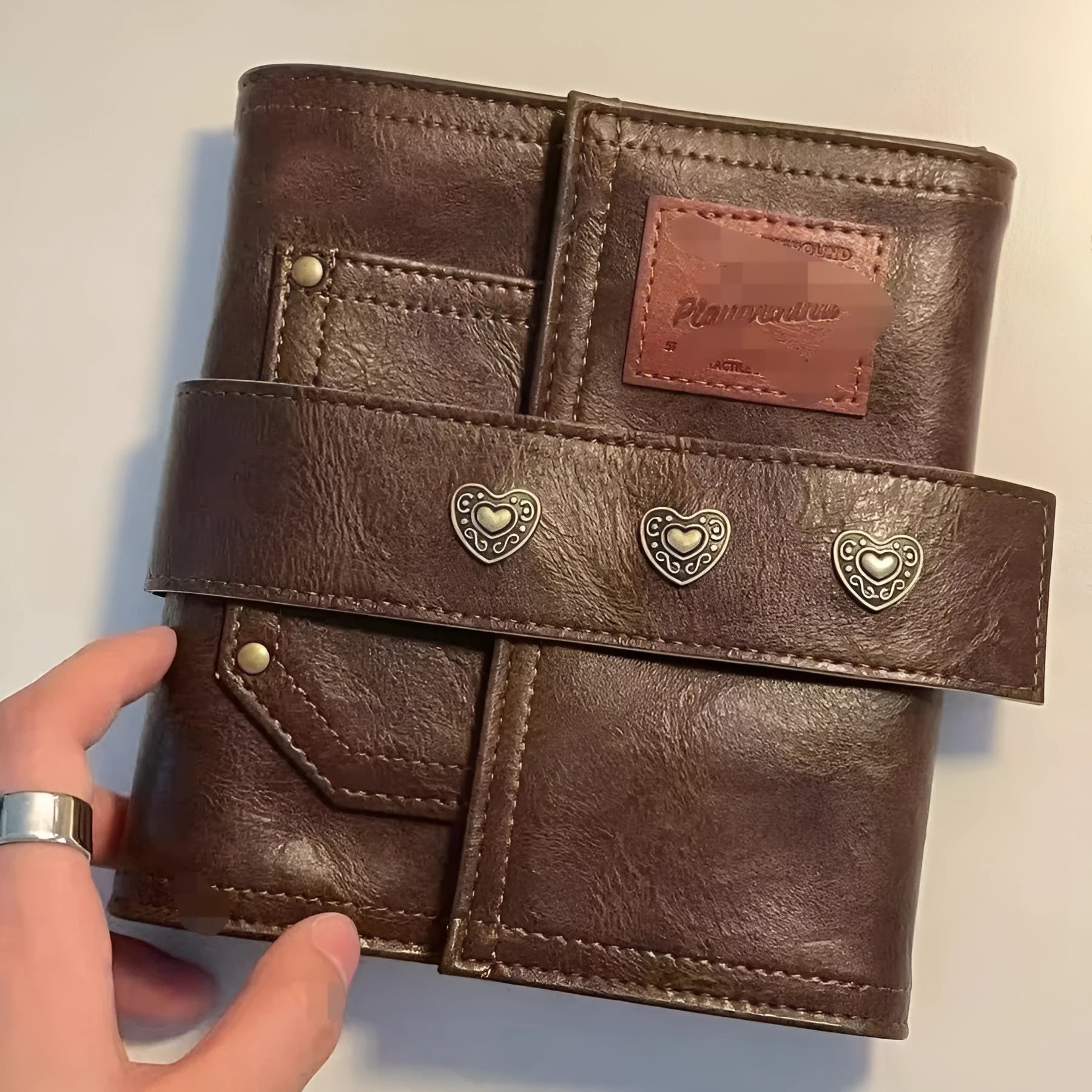 Brown retro leather buckle A7 notebook with loose-leaf binding