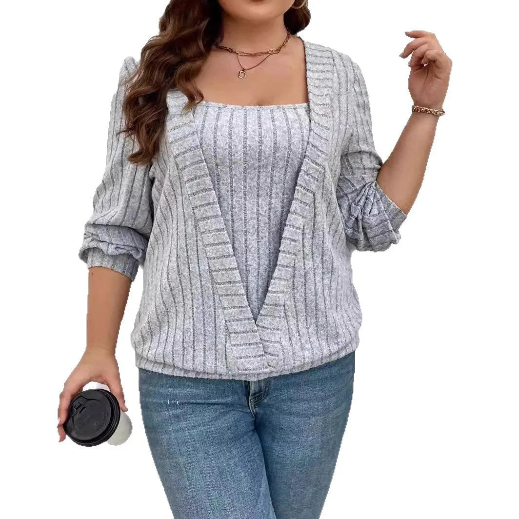 Women's solid colour rib fabric false two-piece suit with V-neck and long sleeves in a loose fit.